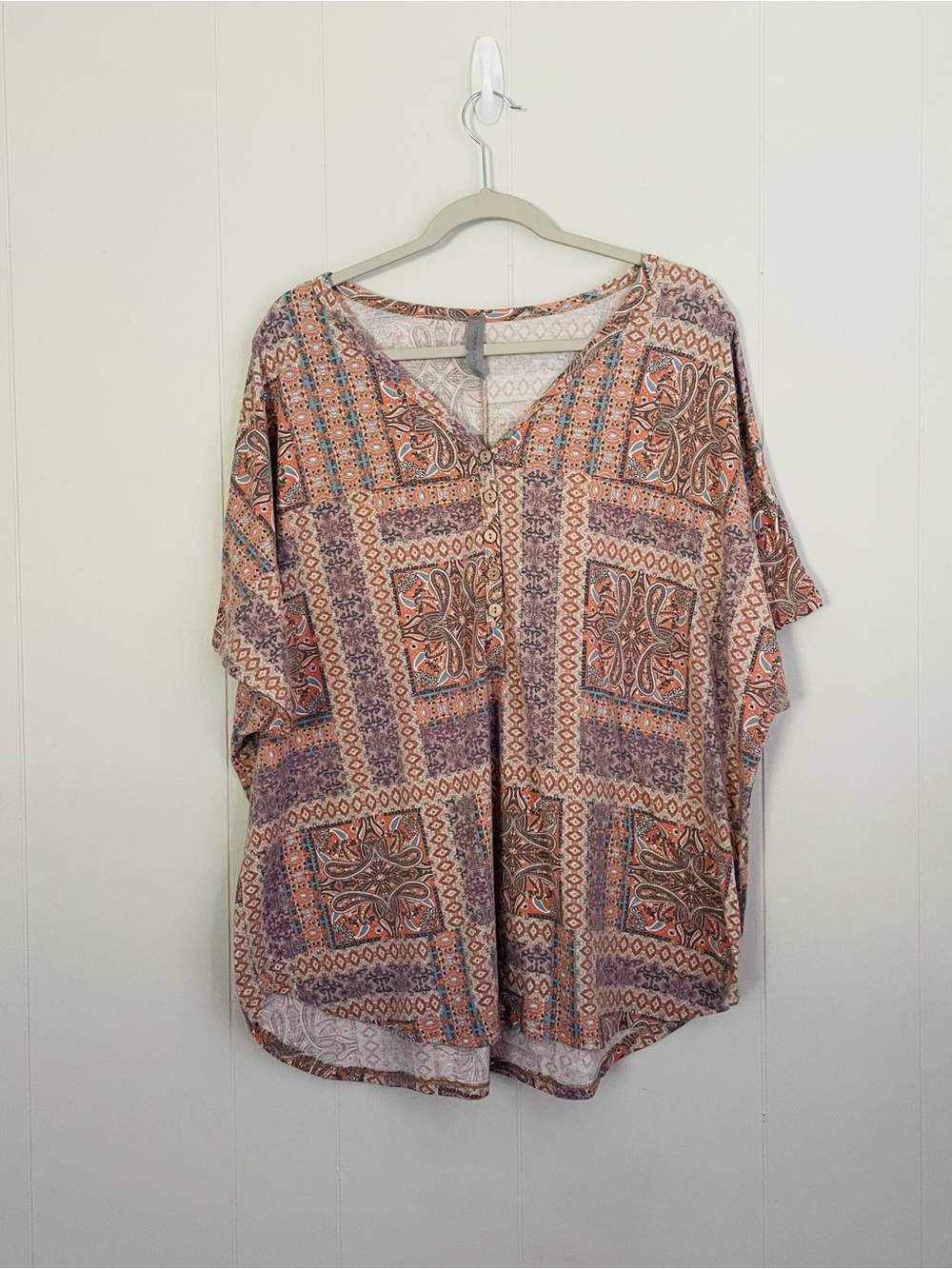 Honeyme Woman XXL Geometric Paisley Print Button Front Tunic Top Short Sleeve